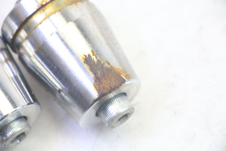 photo de PUNTA DE MANILLAR DAELIM VJ ROADWIN FI 125 (2008 - 2017) - Vista general del producto