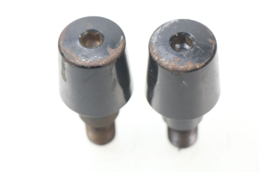 photo de PUNTA DE MANILLAR YAMAHA XMAX X-MAX 125 (2006 - 2009) - Primer plano técnico