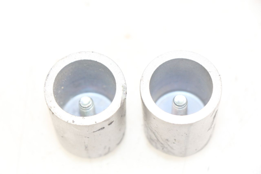 photo de PUNTA DE MANILLAR YAMAHA X-MAX XMAX 125 (2010 - 2013) - Detalle de la pieza