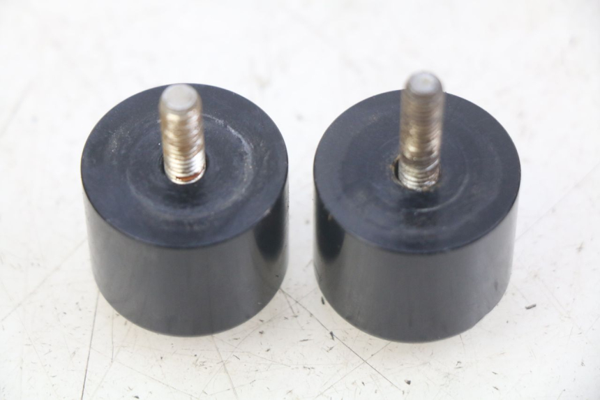 photo de PUNTA DE MANILLAR PIAGGIO XEVO - X EVO 125 (2007 - 2017) - Detalle de la pieza