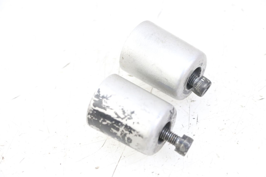 photo de EXTREMOS MANILLAR YAMAHA X-MAX XMAX ABS 250 (2010 - 2014) - Detalle de la pieza