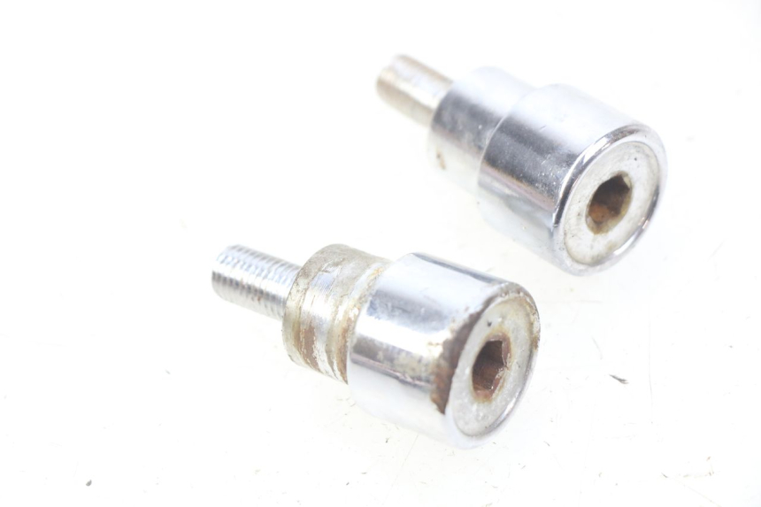 photo de PUNTA DE MANILLAR YAMASAKI YM T 125 (2015 - 2020) - Detalle de la pieza