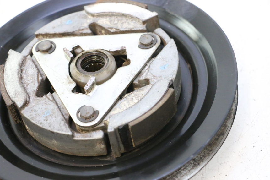 photo de EMBRAGUE PEUGEOT 103 SPX CLIP 50 (1989 - 1992) - Detalles de los puntos de fijación