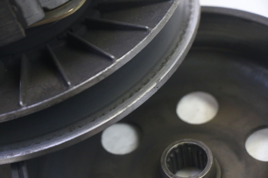 photo de EMBRAGUE QUADRO 4 4D 350 (2015 - 2018) - Zoom estado de uso