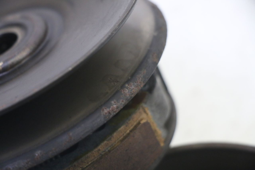 photo de EMBRAGUE KYMCO AGILITY 4T 50 (2005 - 2018) - Estado de la superficie y material