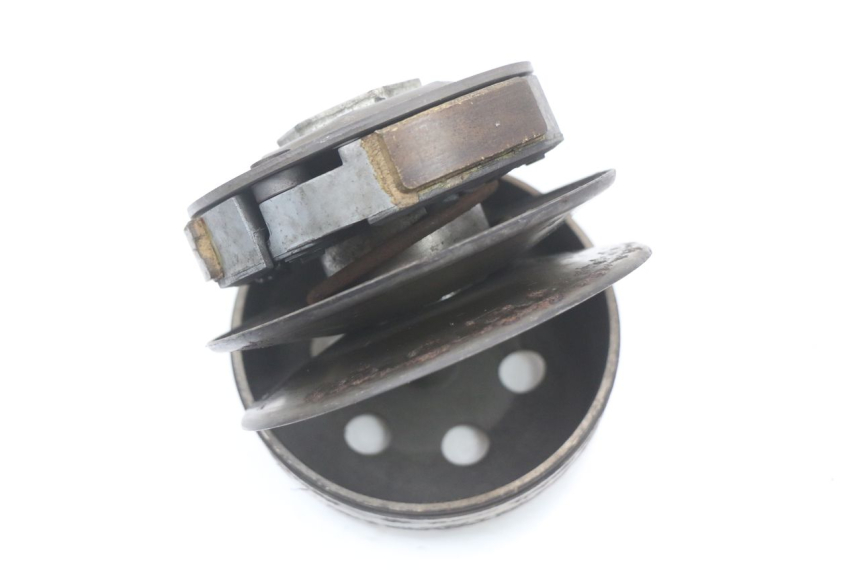 photo de EMBRAGUE KYMCO AGILITY PREMIUM 50 (2007 - 2010) - Primer plano técnico