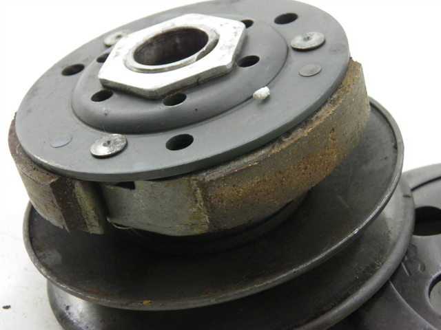 photo de EMBRAGUE BHM REVENGER 50 (2009 - 2015) - Otra perspectiva