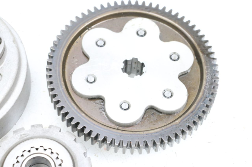 photo de EMBRAGUE MAG POWER BOMBERS 4T 50 (2016 - 2026) - Otra perspectiva