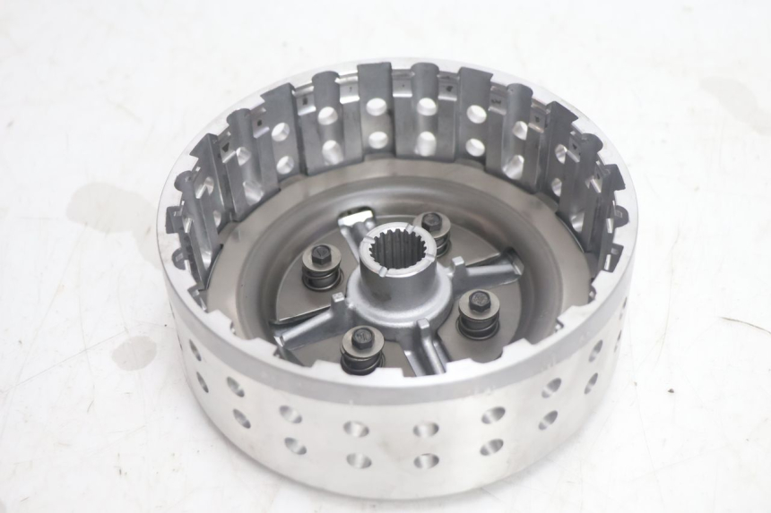 photo de EMBRAGUE SUZUKI BURGMAN EXECUTIVE ABS 650 (2006 - 2012) - Detalle de la pieza