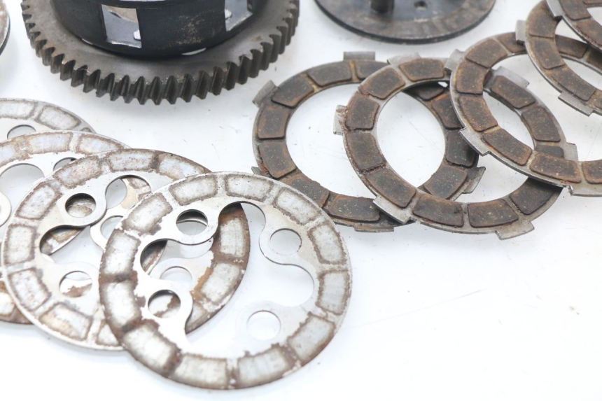 photo de EMBRAGUE FANTIC MOTOR CABALLERO TX 190 50 - Zoom sobre los componentes