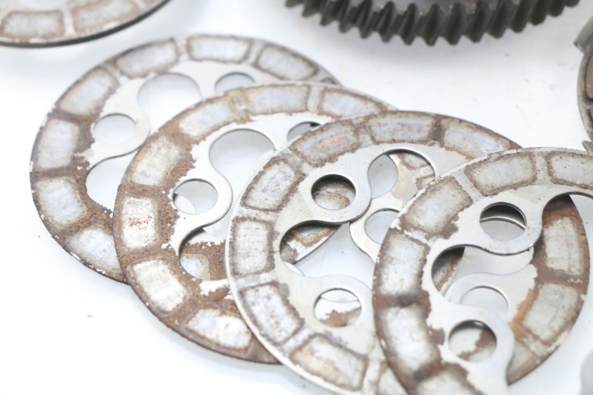 photo de EMBRAGUE FANTIC MOTOR CABALLERO TX 190 50 - Primer plano de alta resolución