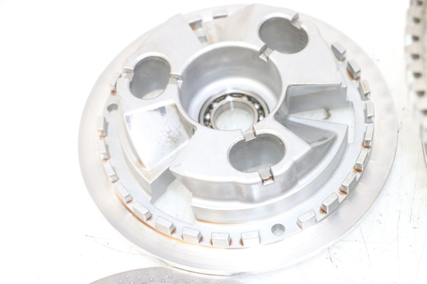 photo de EMBRAGUE HONDA CB R 1000 (2018 - 2023) - Inspección visual detallada