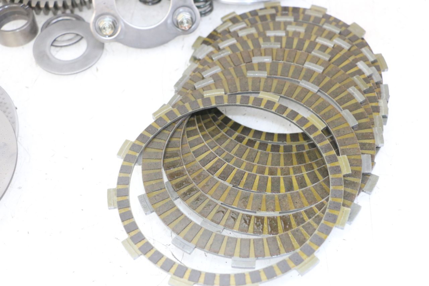 photo de EMBRAGUE HONDA CB R 1000 (2018 - 2023) - Detalle de la pieza