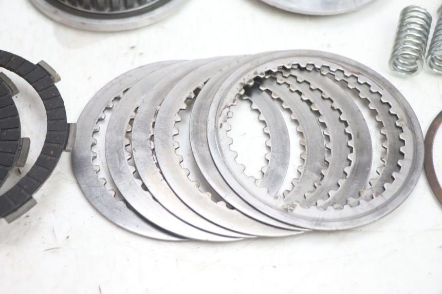 photo de EMBRAGUE HONDA CB TWO FIFTY 250 (1991 - 2002) - Zoom estado de uso