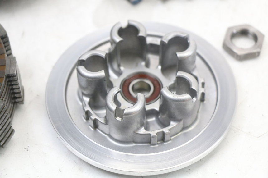 photo de EMBRAGUE HONDA CRF R 250 (2020 - 2021) - Recambio usado revisado