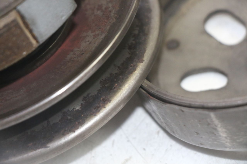 photo de EMBRAGUE SYM CROX 4T 50 (2016 - 2023) - Estado de la superficie y material