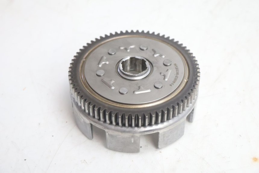 photo de EMBRAGUE MINI MX DRIFT 150 - Primer plano técnico