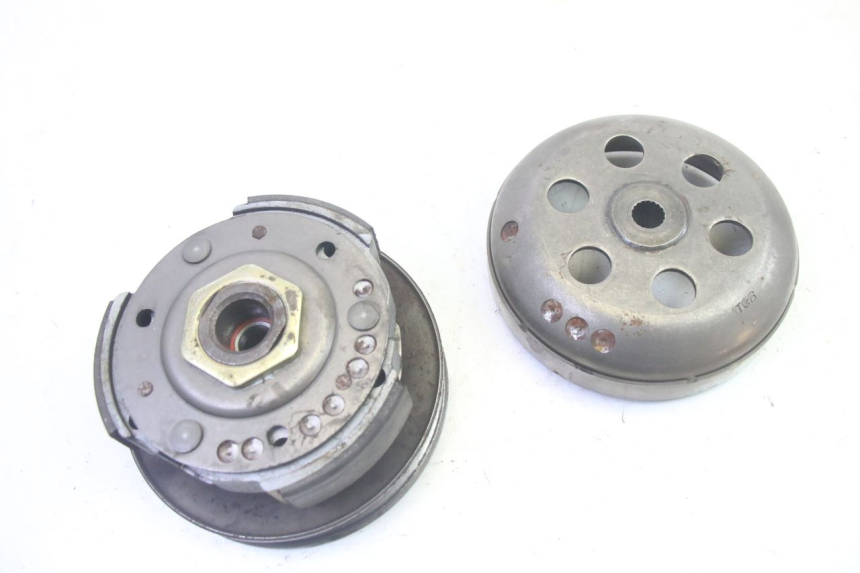 photo de EMBRAGUE PEUGEOT ELYSEO 125 (1999 - 2004) - Primer plano técnico