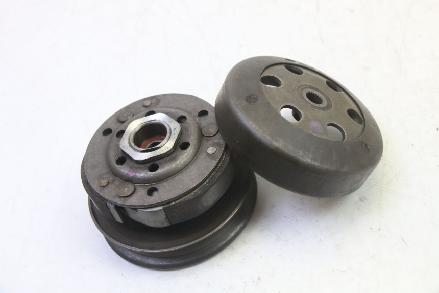 photo de EMBRAGUE PEUGEOT ELYSTAR 50 (2002 - 2014) - Detalle de la pieza