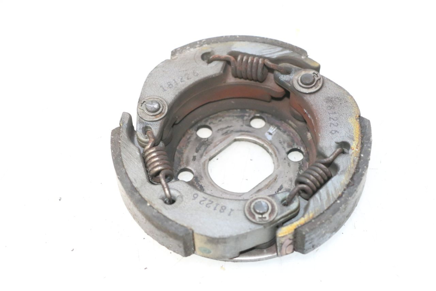 photo de EMBRAGUE PEUGEOT ELYSTAR 50 (2002 - 2014) - Otra perspectiva