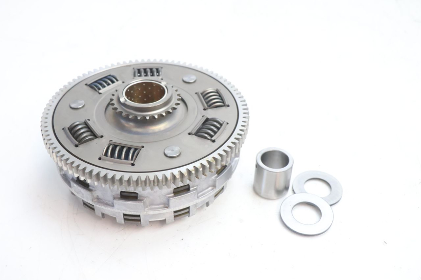 photo de EMBRAGUE KAWASAKI ER-6 ER6 N 650 (2005 - 2009) - Primer plano de alta resolución