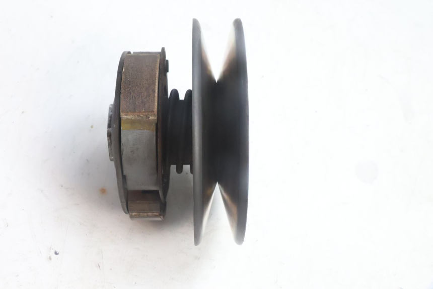 photo de EMBRAGUE HONDA FES PANTHEON 125 (2003 - 2007) - Detalles de los puntos de fijación