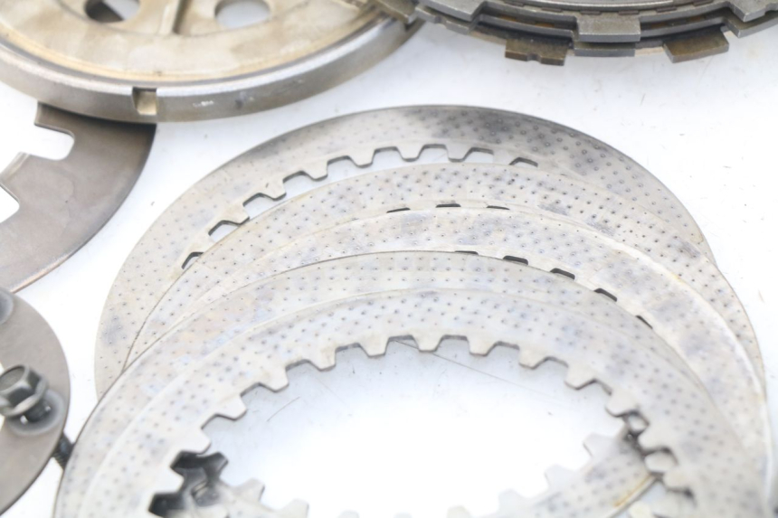 photo de EMBRAGUE YAMAHA FJR ABS 1300 (2006 - 2012) - Características distintivas