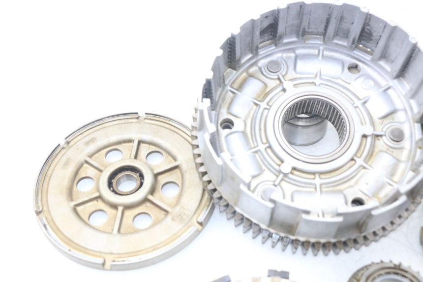 photo de EMBRAGUE YAMAHA FJR ABS 1300 (2006 - 2012) - Características distintivas