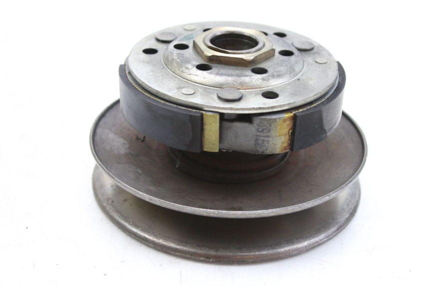photo de EMBRAGUE PIAGGIO FLY 2T 50 (2004 - 2017) - Primer plano técnico