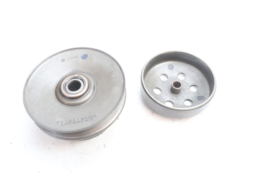 photo de EMBRAGUE PIAGGIO FLY 2T 50 (2004 - 2017) - Primer plano técnico