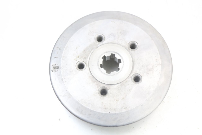 photo de Embrague HYOSUNG GF 125 (2001 - 2005) - Características distintivas
