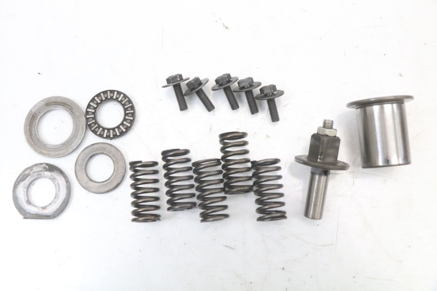 photo de Embrague HYOSUNG GF 125 (2001 - 2005) - Recambio usado revisado