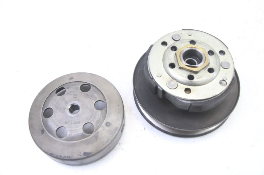 photo de EMBRAGUE GILERA STALKER 50 (1997 - 2005) - Primer plano técnico