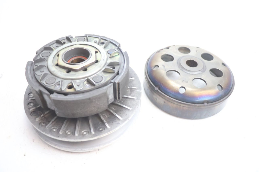 photo de EMBRAGUE GILERA GP 800 (2007 - 2013) - Otra perspectiva