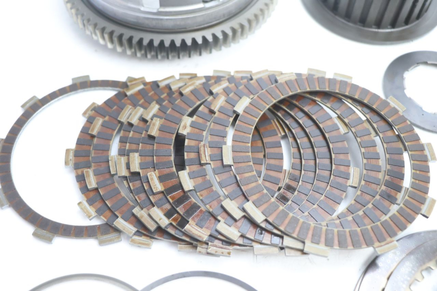 photo de EMBRAGUE SUZUKI GSF N BANDIT 1200 (2001 - 2005) - Recambio usado revisado