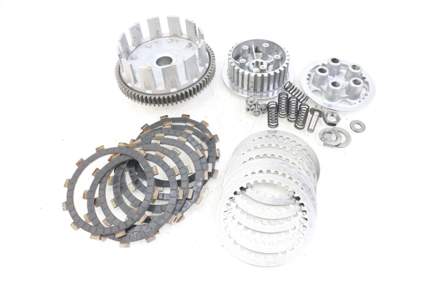 photo de EMBRAGUE SUZUKI GSX E 250 (1982 - 1983) - Vista principal