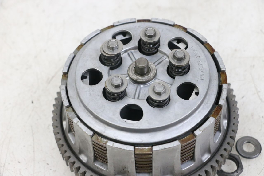 photo de EMBRAGUE SUZUKI GSX E 250 (1982 - 1983) - Zoom estado de uso