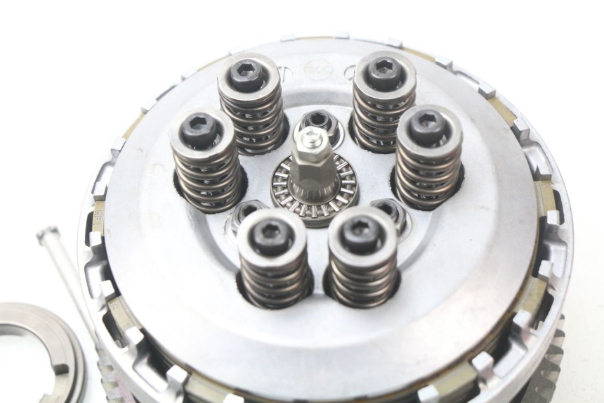 photo de EMBRAGUE SUZUKI GSX-R GSXR K16 1000 (2012 - 2016) - Zoom estado de uso