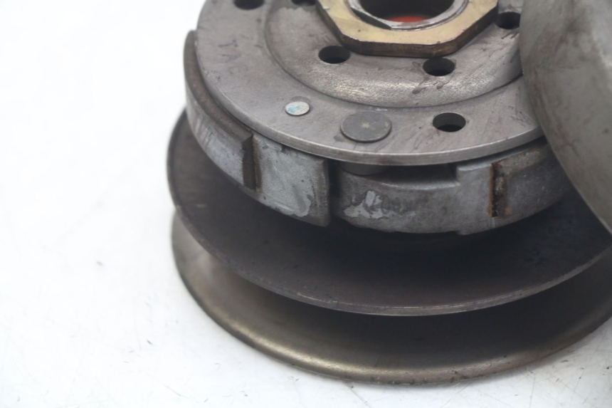 photo de EMBRAGUE SYM JET EURO X 2T 50 (2003 - 2007) - Primer plano técnico