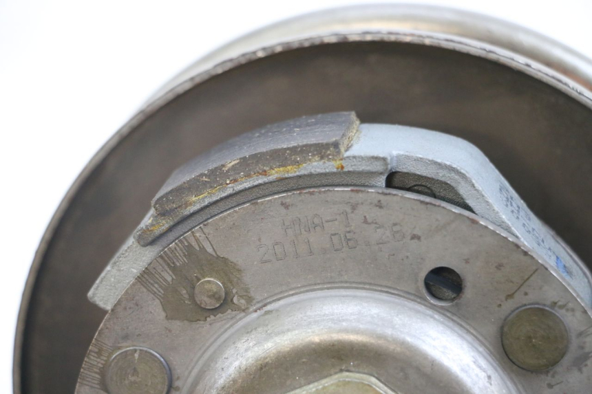 photo de EMBRAGUE SYM JOYRIDE EVO 125 (2009 - 2016) - Detalles de los puntos de fijación