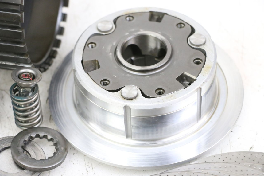 photo de EMBRAGUE KAWASAKI GTR 1000 (1994 - 2004) - Foto de producto adicional