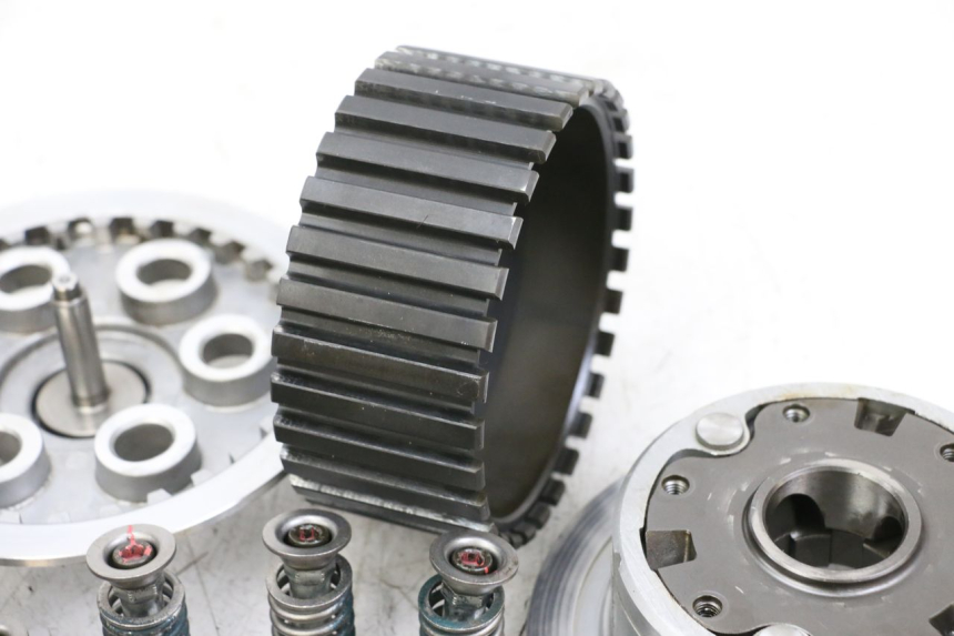 photo de EMBRAGUE KAWASAKI GTR 1000 (1994 - 2004) - Inspección visual detallada