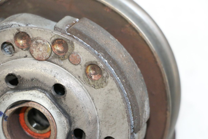 photo de EMBRAGUE PEUGEOT KISBEE 2T 50 (2010 - 2017) - Otra vista del artículo