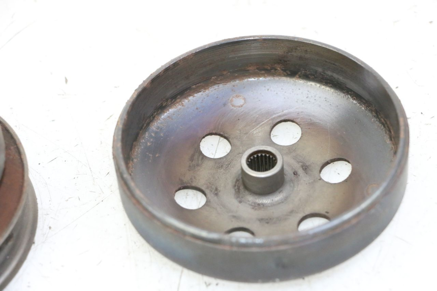 photo de EMBRAGUE PEUGEOT KISBEE 2T 50 (2010 - 2017) - Zoom estado de uso