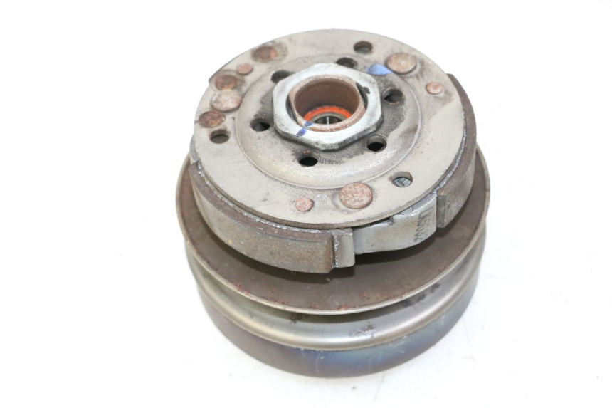 photo de EMBRAGUE PEUGEOT KISBEE 2T 50 (2010 - 2017) - Estado de la superficie y material