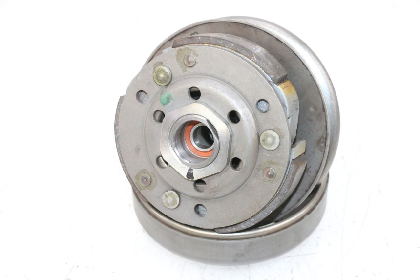 photo de EMBRAGUE PEUGEOT KISBEE 2T 50 (2010 - 2017) - Vista principal