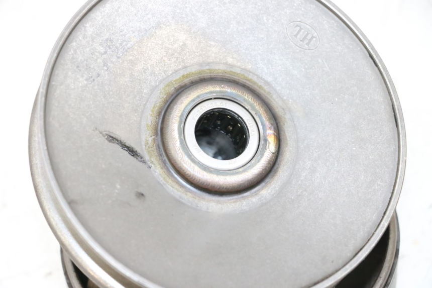 photo de EMBRAGUE PEUGEOT KISBEE 2T 50 (2010 - 2017) - Primer plano técnico