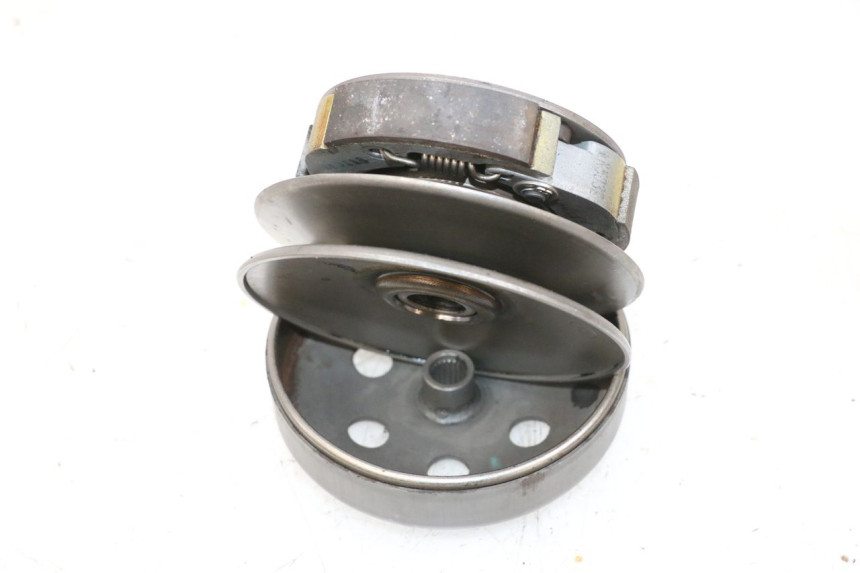 photo de EMBRAGUE PEUGEOT KISBEE 2T 50 (2010 - 2017) - Detalles de los puntos de fijación