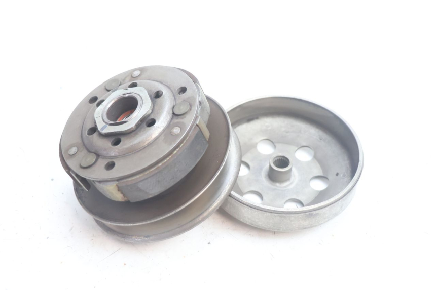 photo de EMBRAGUE PEUGEOT KISBEE 2T 50 (2010 - 2017) - Vista principal