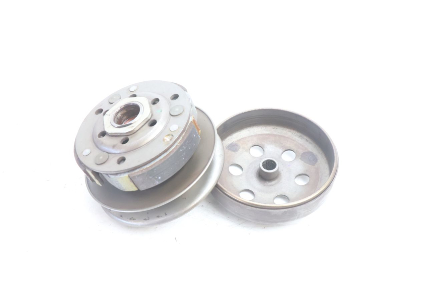 photo de EMBRAGUE PEUGEOT KISBEE 2T 50 (2010 - 2017) - Vista principal